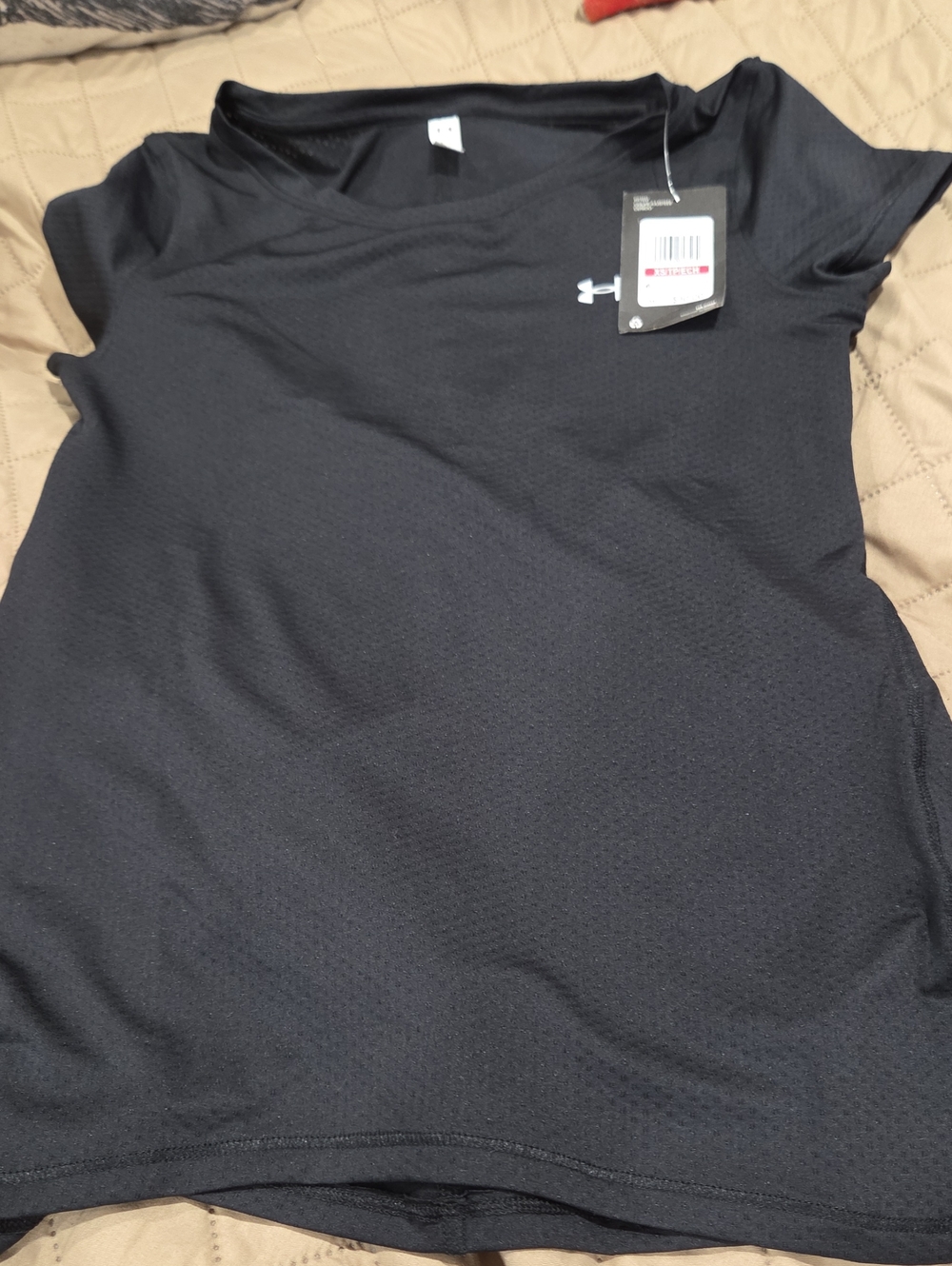 Under Armour Black Short Sleeve Athletic Tee